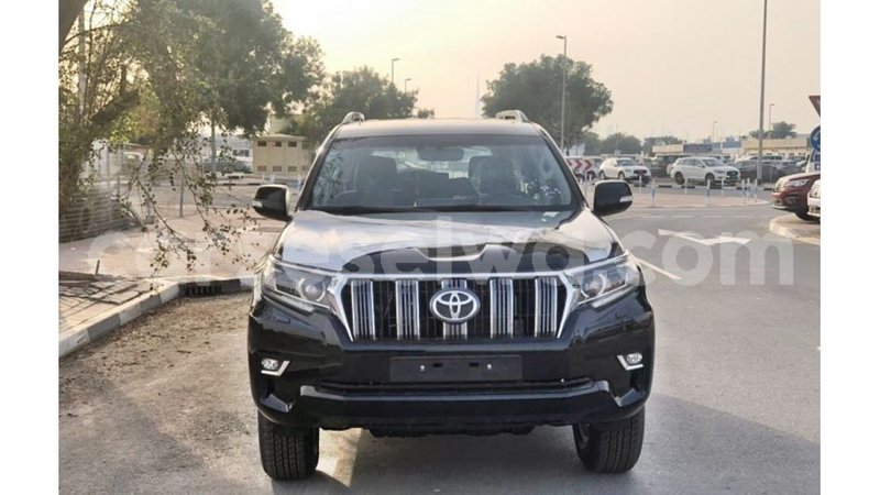 Big with watermark toyota prado east mahe import dubai 6360