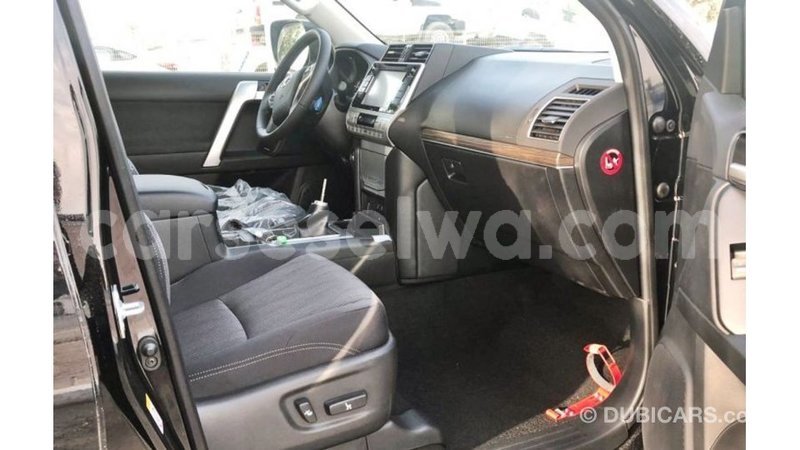 Big with watermark toyota prado east mahe import dubai 6360