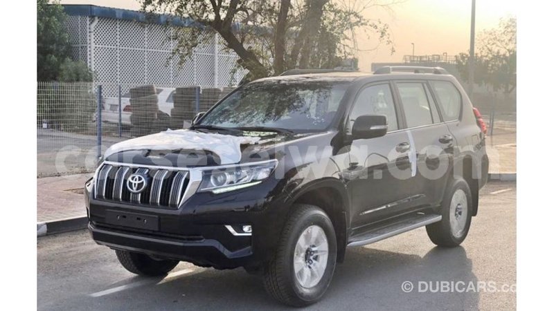 Big with watermark toyota prado east mahe import dubai 6360