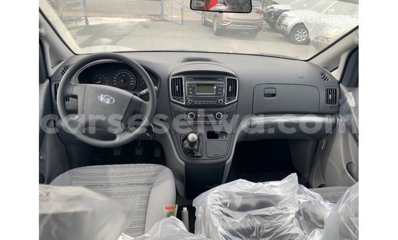 Buy Import Hyundai Cargo White Car in Import - Dubai in East Mahé Buy Import Hyundai Cargo White Car in Import - Dubai in East Mahé
