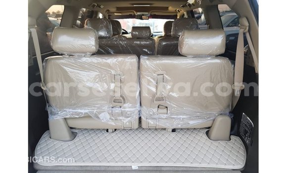 Acheter Import Voiture Toyota Land Cruiser Autre à Import - Dubai, East Mahé Acheter Import Voiture Toyota Land Cruiser Autre à Import - Dubai, East Mahé
