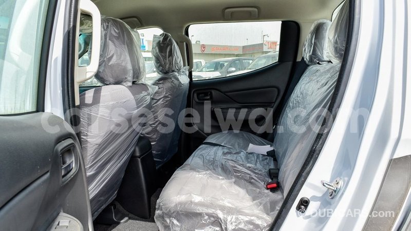 Big with watermark mitsubishi l200 east mahe import dubai 6380