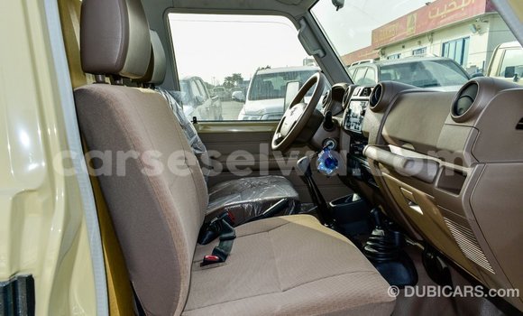 Buy Import Toyota Land Cruiser Beige Car in Import - Dubai in East Mahé Buy Import Toyota Land Cruiser Beige Car in Import - Dubai in East Mahé