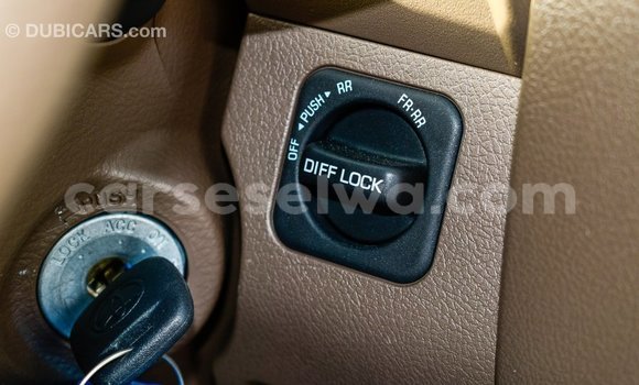 Buy Import Toyota Land Cruiser Beige Car in Import - Dubai in East Mahé Buy Import Toyota Land Cruiser Beige Car in Import - Dubai in East Mahé