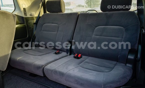 Buy Import Toyota Land Cruiser White Car in Import - Dubai in East Mahé Buy Import Toyota Land Cruiser White Car in Import - Dubai in East Mahé