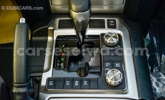 Buy Import Toyota Land Cruiser White Car in Import - Dubai in East Mahé Buy Import Toyota Land Cruiser White Car in Import - Dubai in East Mahé