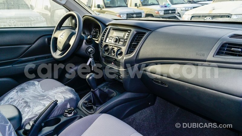 Big with watermark mitsubishi l200 east mahe import dubai 6393