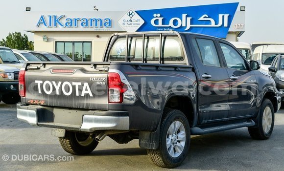 Acheter Import Voiture Toyota Hilux Autre à Import - Dubai, East Mahé Acheter Import Voiture Toyota Hilux Autre à Import - Dubai, East Mahé