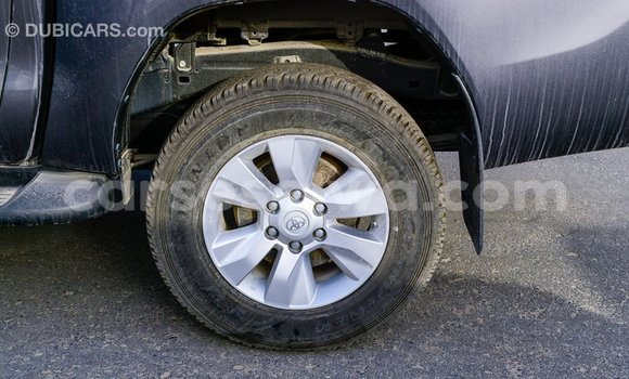 Acheter Import Voiture Toyota Hilux Autre à Import - Dubai, East Mahé Acheter Import Voiture Toyota Hilux Autre à Import - Dubai, East Mahé