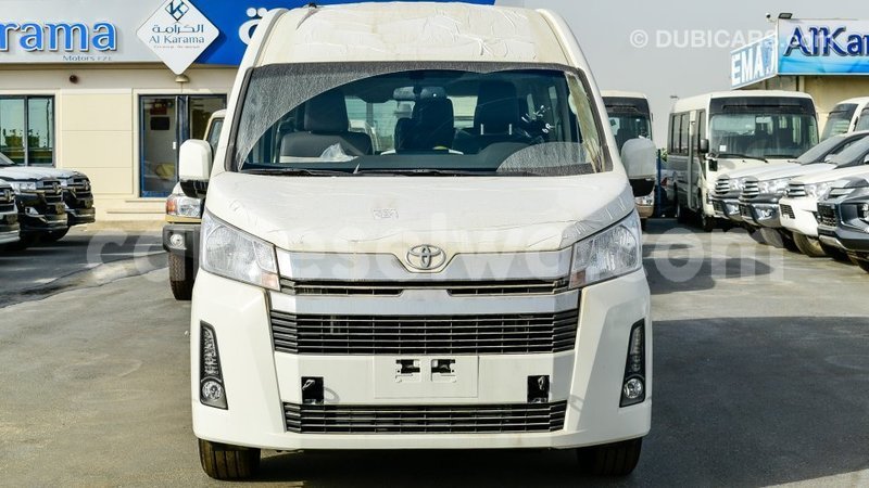 Big with watermark toyota hiace east mahe import dubai 6395