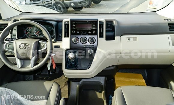 Buy Import Toyota Hiace White Car in Import - Dubai in East Mahé Buy Import Toyota Hiace White Car in Import - Dubai in East Mahé