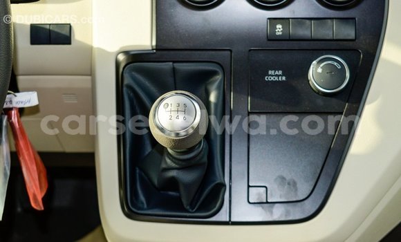 Buy Import Toyota Hiace White Car in Import - Dubai in East Mahé Buy Import Toyota Hiace White Car in Import - Dubai in East Mahé