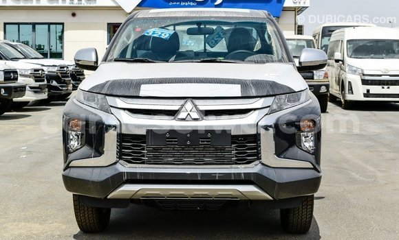 Acheter Import Voiture Mitsubishi L200 Autre à Import - Dubai, East Mahé Acheter Import Voiture Mitsubishi L200 Autre à Import - Dubai, East Mahé