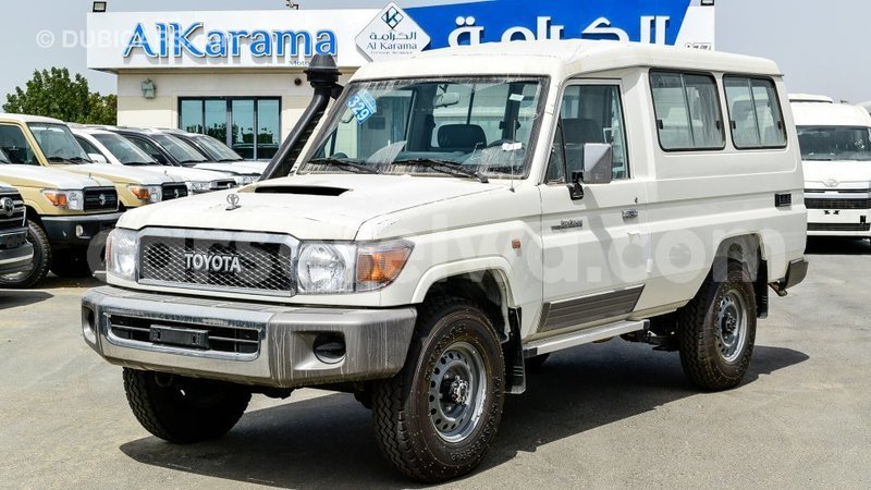 Big with watermark toyota land cruiser east mahe import dubai 6399