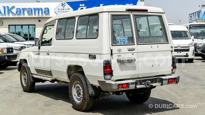 Big with watermark toyota land cruiser east mahe import dubai 6399
