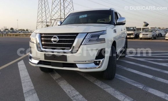 Acheter Import Voiture Nissan Patrol Blanc à Import - Dubai, East Mahé Acheter Import Voiture Nissan Patrol Blanc à Import - Dubai, East Mahé