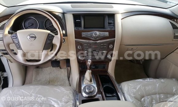 Acheter Import Voiture Nissan Patrol Blanc à Import - Dubai, East Mahé Acheter Import Voiture Nissan Patrol Blanc à Import - Dubai, East Mahé