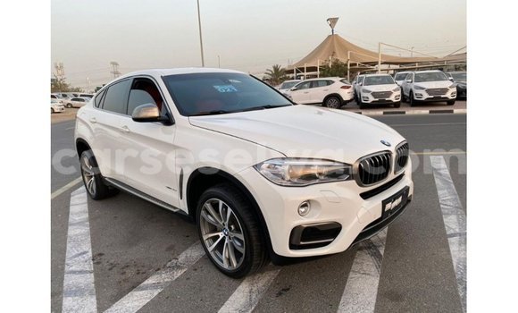 Acheter Import Voiture BMW X6 Blanc à Import - Dubai, East Mahé