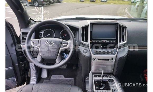 Buy Import Toyota Land Cruiser Other Car in Import - Dubai in East Mahé Buy Import Toyota Land Cruiser Other Car in Import - Dubai in East Mahé