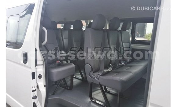 Buy Import Toyota Hiace White Car in Import - Dubai in East Mahé Buy Import Toyota Hiace White Car in Import - Dubai in East Mahé