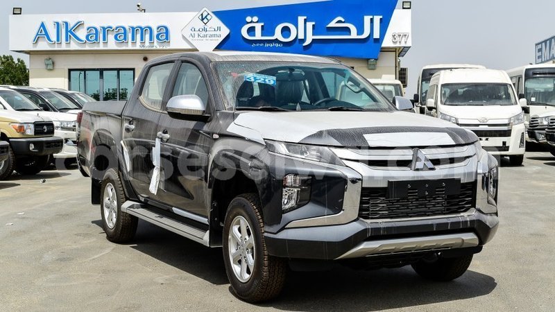 Big with watermark mitsubishi l200 east mahe import dubai 6417