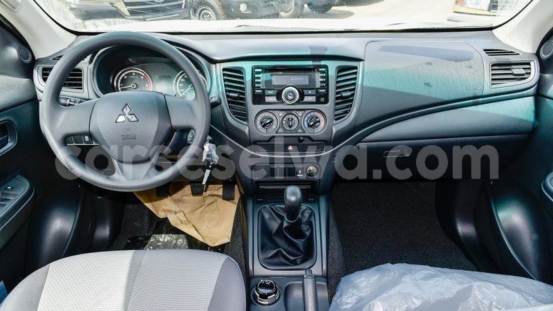 Big with watermark mitsubishi l200 east mahe import dubai 6417