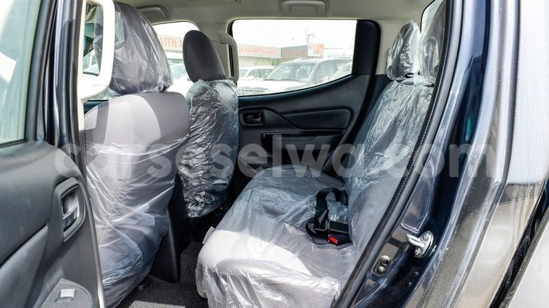 Big with watermark mitsubishi l200 east mahe import dubai 6417