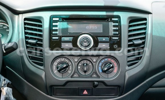 Acheter Import Voiture Mitsubishi L200 Noir à Import - Dubai, East Mahé Acheter Import Voiture Mitsubishi L200 Noir à Import - Dubai, East Mahé