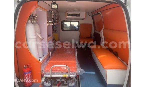 Buy Import Hyundai Accent White Car in Import - Dubai in East Mahé Buy Import Hyundai Accent White Car in Import - Dubai in East Mahé