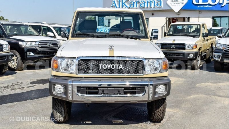 Big with watermark toyota land cruiser east mahe import dubai 6440