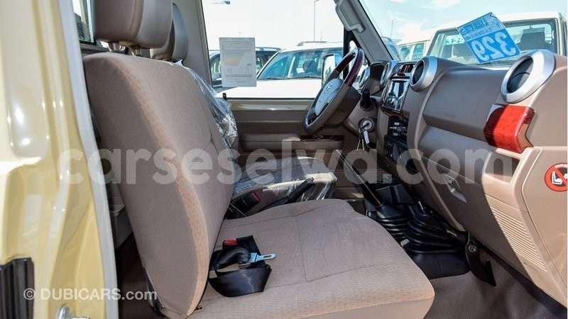Big with watermark toyota land cruiser east mahe import dubai 6440