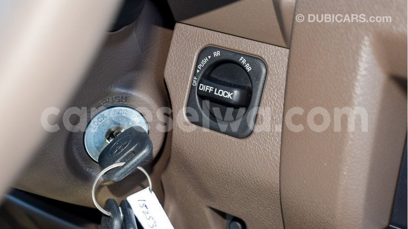 Big with watermark toyota land cruiser east mahe import dubai 6440