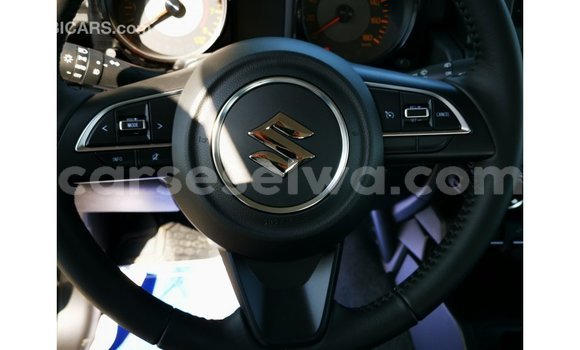 Acheter Import Voiture Suzuki Jimny Vert à Import - Dubai, East Mahé Acheter Import Voiture Suzuki Jimny Vert à Import - Dubai, East Mahé