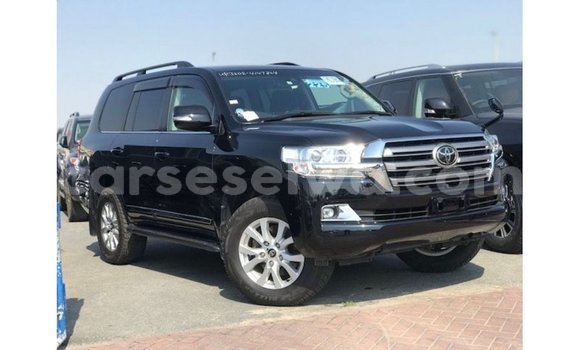 Buy Import Toyota Land Cruiser Black Car in Import - Dubai in East Mahé Buy Import Toyota Land Cruiser Black Car in Import - Dubai in East Mahé