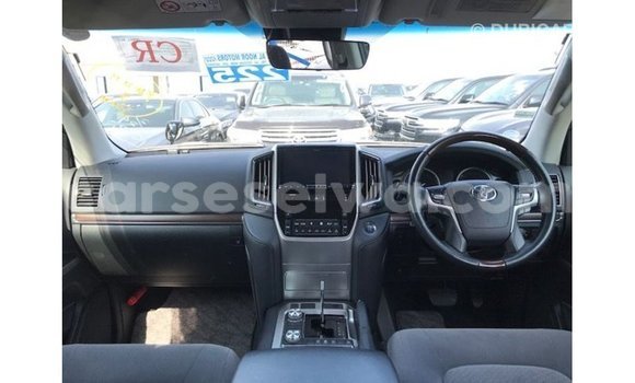 Buy Import Toyota Land Cruiser Black Car in Import - Dubai in East Mahé Buy Import Toyota Land Cruiser Black Car in Import - Dubai in East Mahé