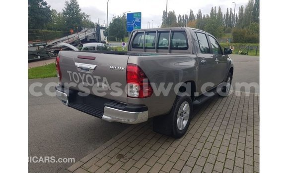 Buy Import Toyota Hilux Other Car in Import - Dubai in East Mahé Buy Import Toyota Hilux Other Car in Import - Dubai in East Mahé