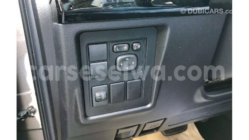 Big with watermark toyota prado east mahe import dubai 6463