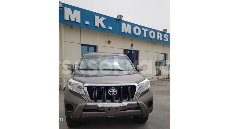 Big with watermark toyota prado east mahe import dubai 6476