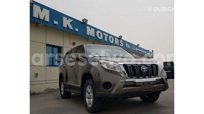 Big with watermark toyota prado east mahe import dubai 6476