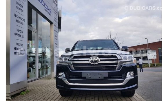 Buy Import Toyota Land Cruiser Black Car in Import - Dubai in East Mahé Buy Import Toyota Land Cruiser Black Car in Import - Dubai in East Mahé