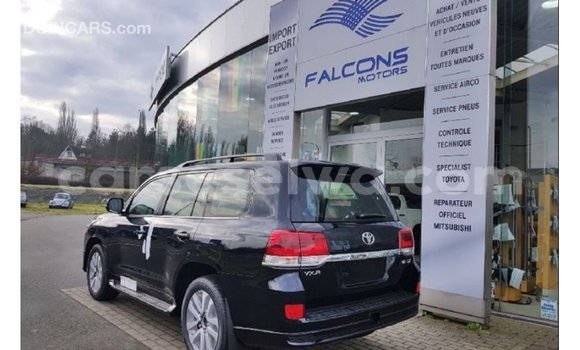 Buy Import Toyota Land Cruiser Black Car in Import - Dubai in East Mahé Buy Import Toyota Land Cruiser Black Car in Import - Dubai in East Mahé
