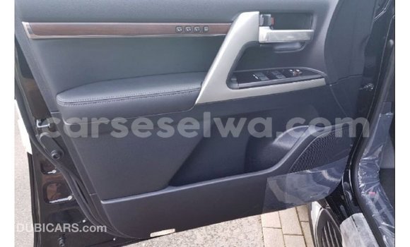 Buy Import Toyota Land Cruiser Black Car in Import - Dubai in East Mahé Buy Import Toyota Land Cruiser Black Car in Import - Dubai in East Mahé