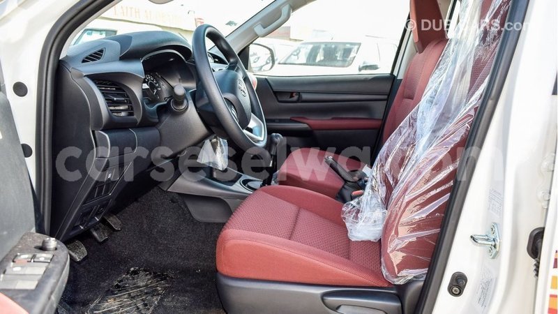 Big with watermark toyota hilux east mahe import dubai 6498