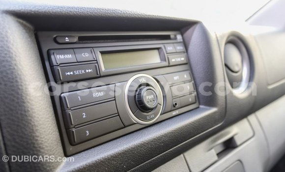 Acheter Import Voiture Nissan Urvan Blanc à Import - Dubai, East Mahé Acheter Import Voiture Nissan Urvan Blanc à Import - Dubai, East Mahé