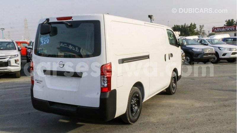 Big with watermark nissan urvan east mahe import dubai 6500