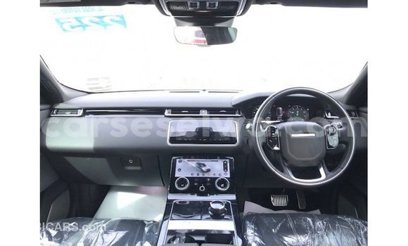 Buy Import Land Rover Range Rover White Car in Import - Dubai in East Mahé Buy Import Land Rover Range Rover White Car in Import - Dubai in East Mahé