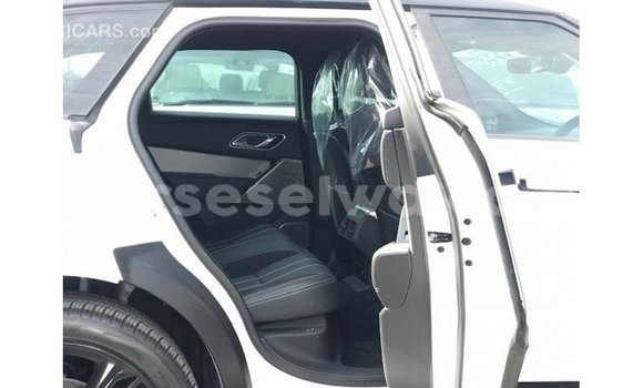 Buy Import Land Rover Range Rover White Car in Import - Dubai in East Mahé Buy Import Land Rover Range Rover White Car in Import - Dubai in East Mahé