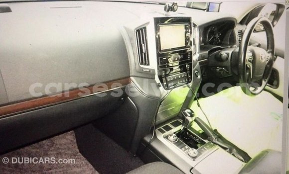 Buy Import Toyota Land Cruiser Other Car in Import - Dubai in East Mahé Buy Import Toyota Land Cruiser Other Car in Import - Dubai in East Mahé