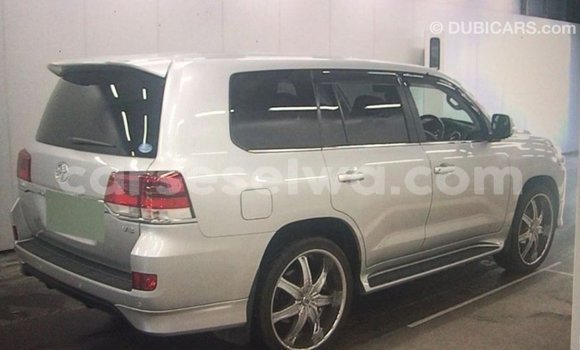Buy Import Toyota Land Cruiser Other Car in Import - Dubai in East Mahé Buy Import Toyota Land Cruiser Other Car in Import - Dubai in East Mahé