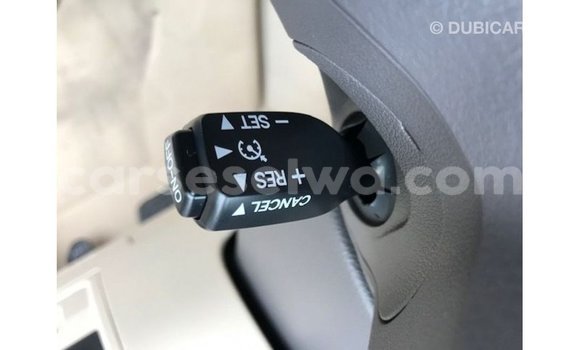 Buy Import Toyota Land Cruiser White Car in Import - Dubai in East Mahé Buy Import Toyota Land Cruiser White Car in Import - Dubai in East Mahé